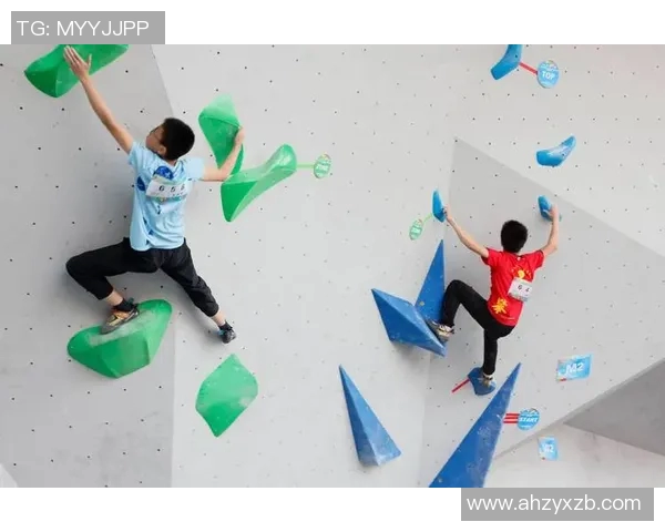 重庆攀岩队战术争议引发热议球迷与专家各执己见探讨攀岩未来发展